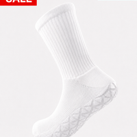 GRIP SOCKS MIDCALF LENGTH RED
